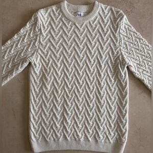 Zara Textured Cream Crewneck Sweater for Men (Size M)